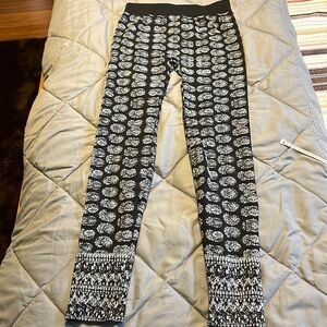 Black and gray leggings, super soft and thick, Sz S-M